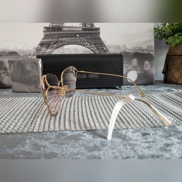 MissDior B2U Sunglasses by Dior-New W/Case - Picture 16 of 16